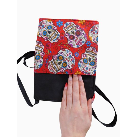 Handcrafted Crossbody Bag With Sugar Skull Pattern - Picture 6 of 8